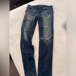 America Eagle distressed leggings